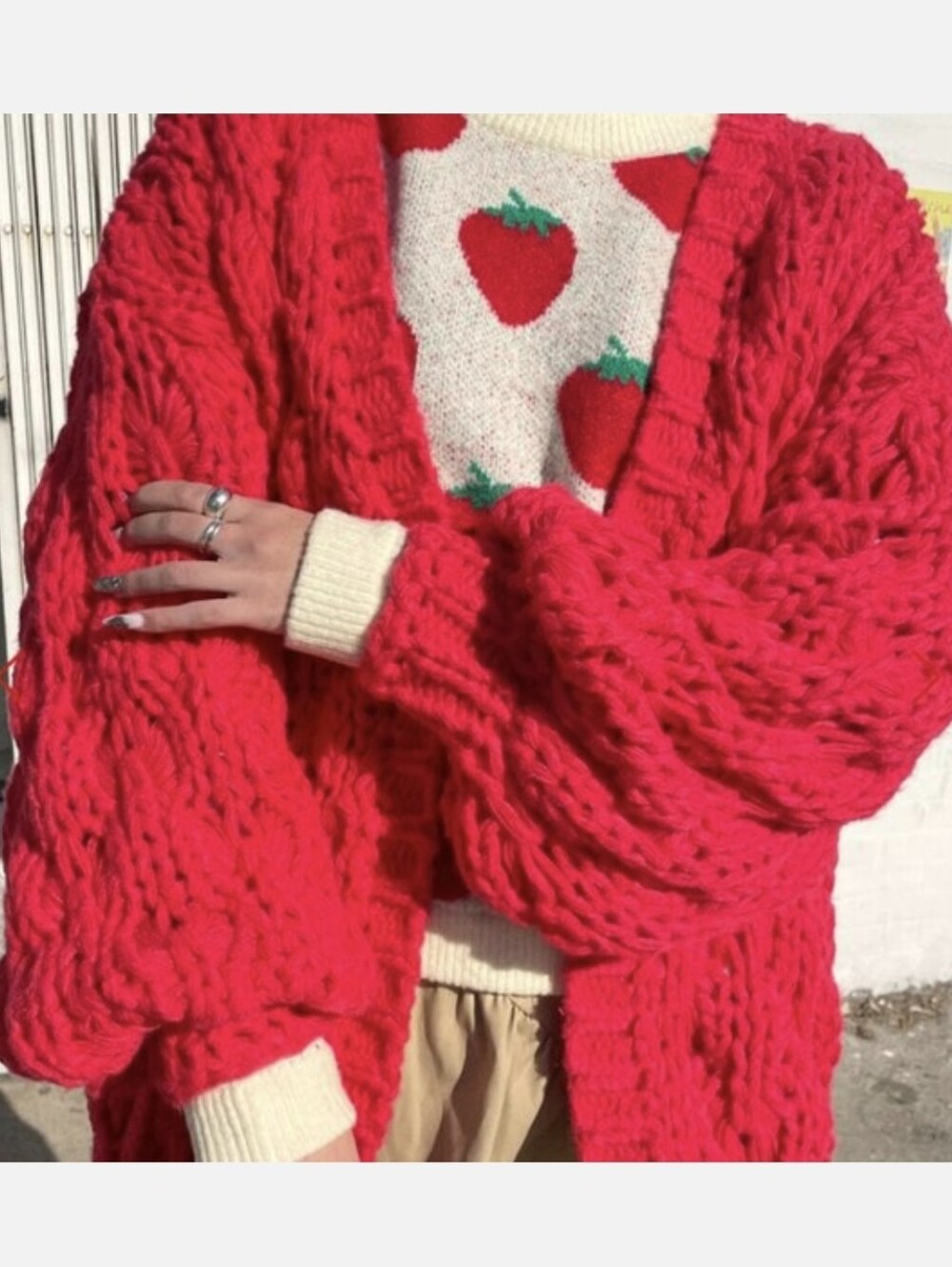 TITLE Lisa Says Gah Chunky Open Knit Oversized Cable Cardigan Bright Red XS/S